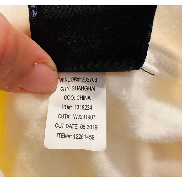 Disney Her‎ Universe Maleficent Aurora Hoodie Size S Trust In Love Ivory Preppy - Picture 10 of 11